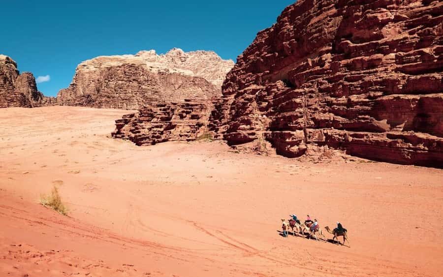 2 Nights in Petra: A 4 Day tour of Desert, Dead & Red Seas - Key things that make this tour work