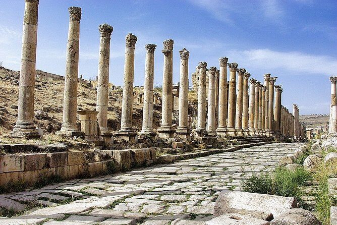 3-Day Group Tour to Petra, Wadi Rum and northern Jordan from Amman/Dead Sea - Day 1 in Jordan: Aqaba market break and Wadi Rum’s Bedouin night