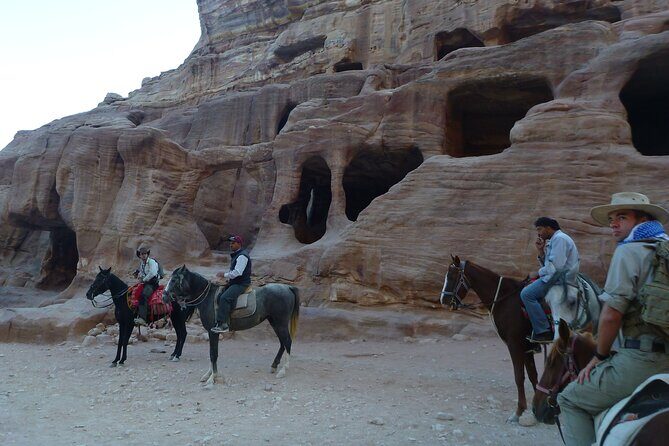 3 Hour Horse Riding Adventure around the Petra Area - From Wadi Musa to Little Petra: how the ride starts