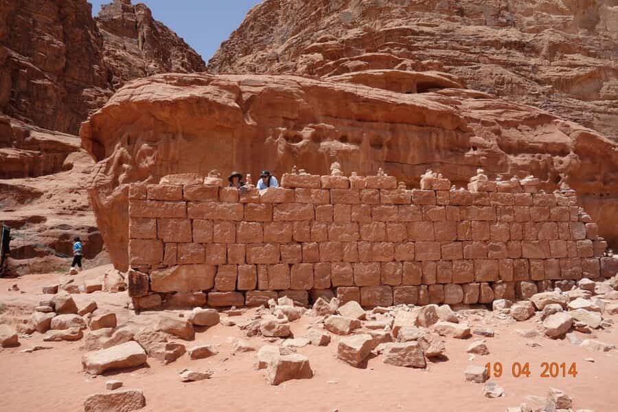 4Hour Jeep Tour (Morning or Sunset) Wadi Rum Desert Highligh - Meeting in Wadi Rum Village: Find Odeh, Then Roll Out