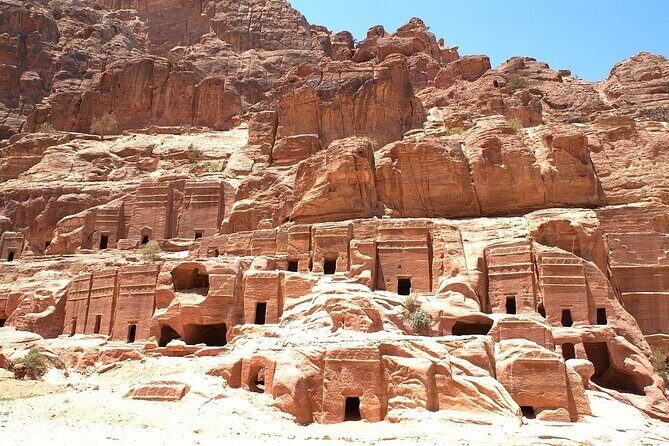 5-Day Private Jordan Tour: Petra, Wadi Rum and the Dead Sea from Amman - Petra in a day: Siq, Al Khazneh, and the walk you’ll remember