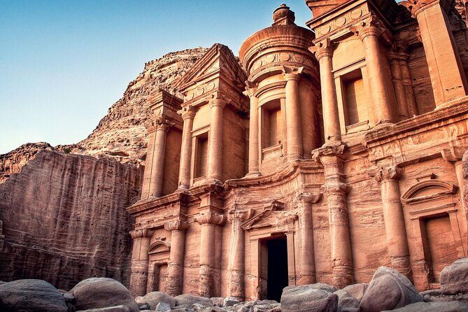 5-Day Private Tour in Jordan Ancient Adventure - Day 1 in Amman: Citadel views, Roman theatre, and Downtown dessert time