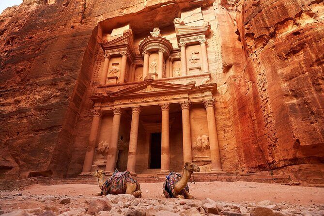 5 Days - 4 Nights Jordan Private Luxury Tour All Inclusive - Amman Arrivals: Queen Alia pickup and a real start