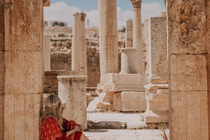 6 Days - 5 Nights Jordan Private Luxury Tour All Inclusive - Petra in a controlled 6 hours with a 3-hour local guide