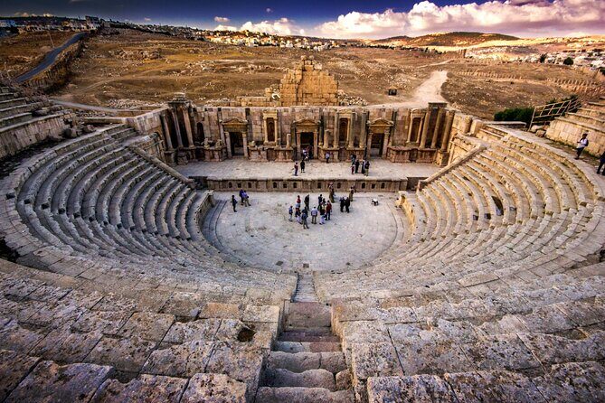 7 Days - 6 Nights Jordan Private Luxury Tour All Inclusive - Day 1 in Amman: Queen Alia Meet-and-Greet and Your First Night Setup