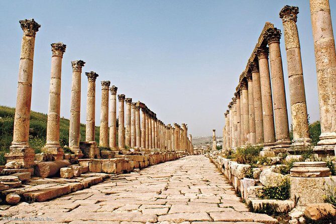7-Night Best of Jordan Tour: Jerash, Petra, Wadi Rum, and Dead Sea Overnight - Hotels and meals: where the “included” parts actually help