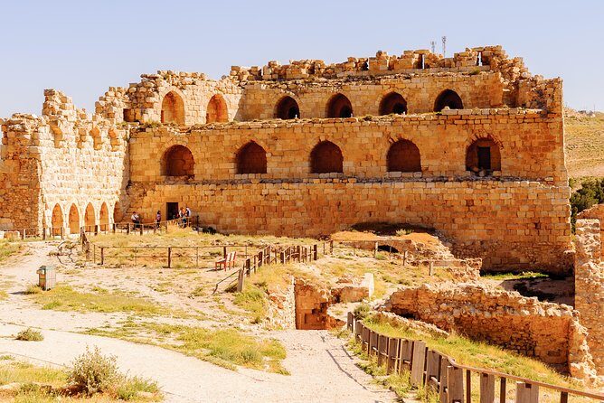 8-Night Best of Jordan Tour: Jerash, Petra with Aqaba and Dead Sea Overnight - Amman’s best mix: Roman Theater views and the new Abdali scene