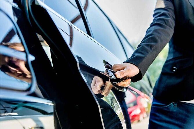 Amman Airport Private Round-Trip Transfer to Amman - A private Amman transfer that removes the day’s stress
