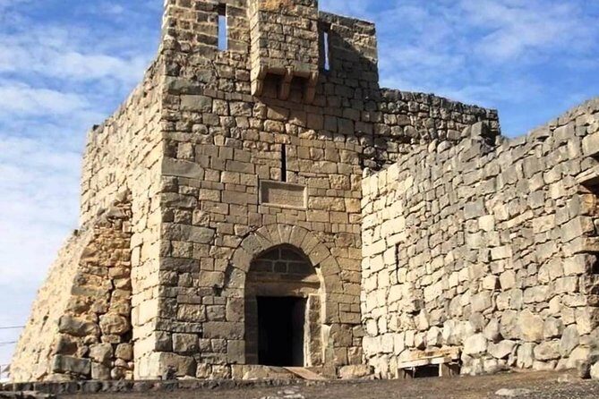 Day Tour Desert Castles & Azraq Wetland Reserve - Stop 1: Quseir Amra and Umayyad desert castles (Al-Mshatta and Al-Harrana)
