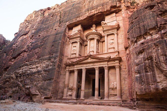 Day Tour To Petra From Amman - The Siq-to-Treasury walk: why it works in a day trip