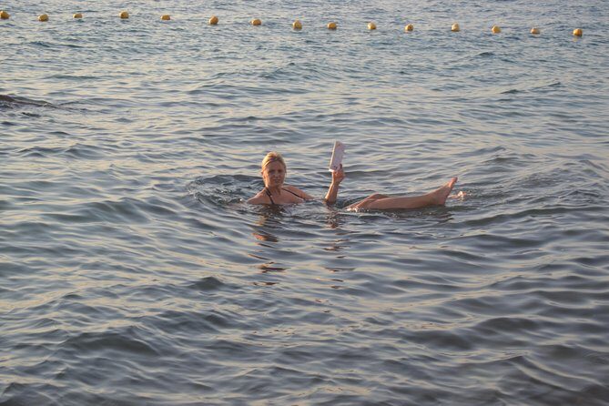 Dead Sea Full Day Tour including Lunch - Souvenirs and photos without the forced rush