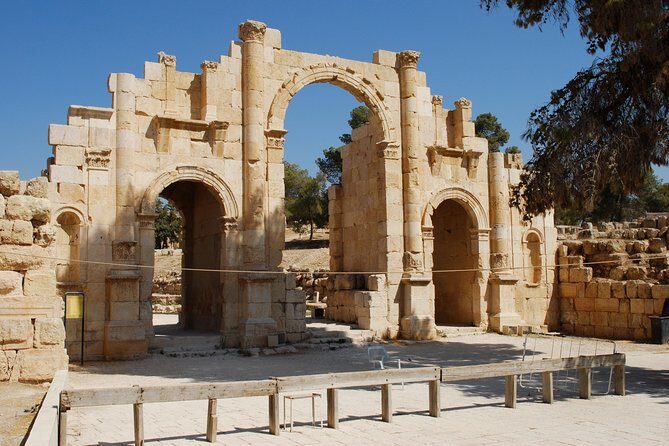 Exceptional Jordan Tour 9 Days 8 Nights Tour - Little Petra: Nabatean dining rooms instead of crowds