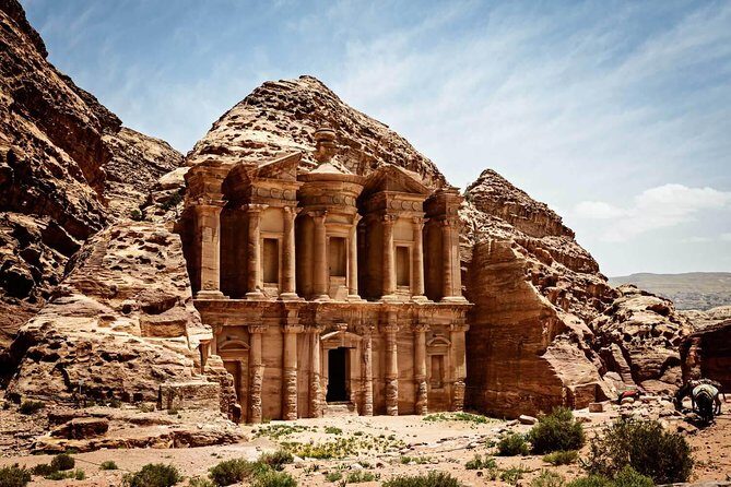 Experience Petra & Wadi Rum in One Day From Amman - The reality of a 14–15 hour loop: great value, big time commitment