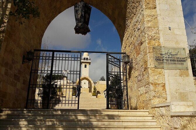 Exploring Shrines, Mosques, and Holy Landmarks Private Tour - Stop 1: Cave of the Seven Sleepers and the legend you can stand beside