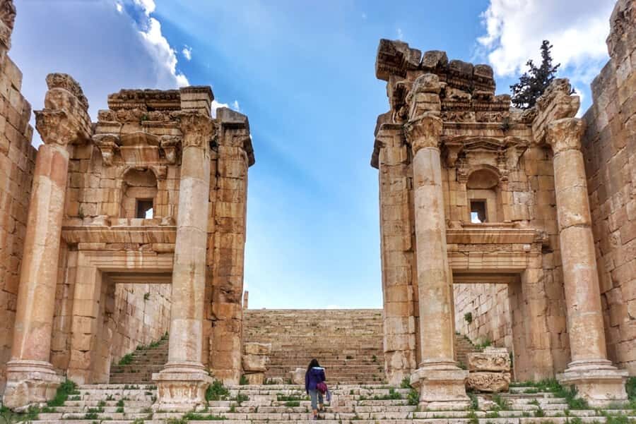 From Amman: Jerash, Umm Qais, and Jesus' Cave Private Trip - Umm Qais (Gadara): Roman ruins above a quiet village