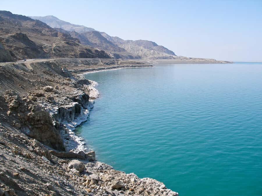 From Amman: Petra and Dead Sea Day Trip - From your Amman hotel to the canyon road: transport that keeps you sane