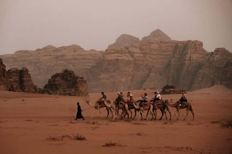 From Amman: Private or sharing Petra &Wadi Rum Full day Tour - Bedouin tea, local conversations, and night sky moments