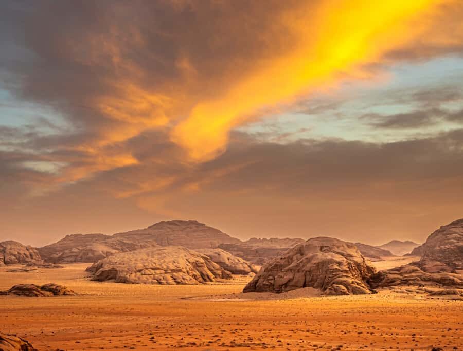 From Eilat: 2-Day Tour of Petra, Wadi Rum & Aqaba - Night of Bedouin Glamping: Comfort That Still Feels Like the Desert