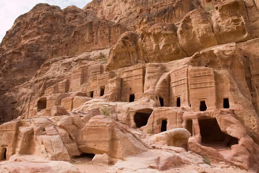 From Eilat: Petra Day Group Tour - Lunch during the day: plan around a real schedule break
