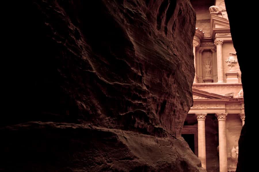 From Eilat: Petra Day Group Tour - Border crossing logistics: where the day can stretch