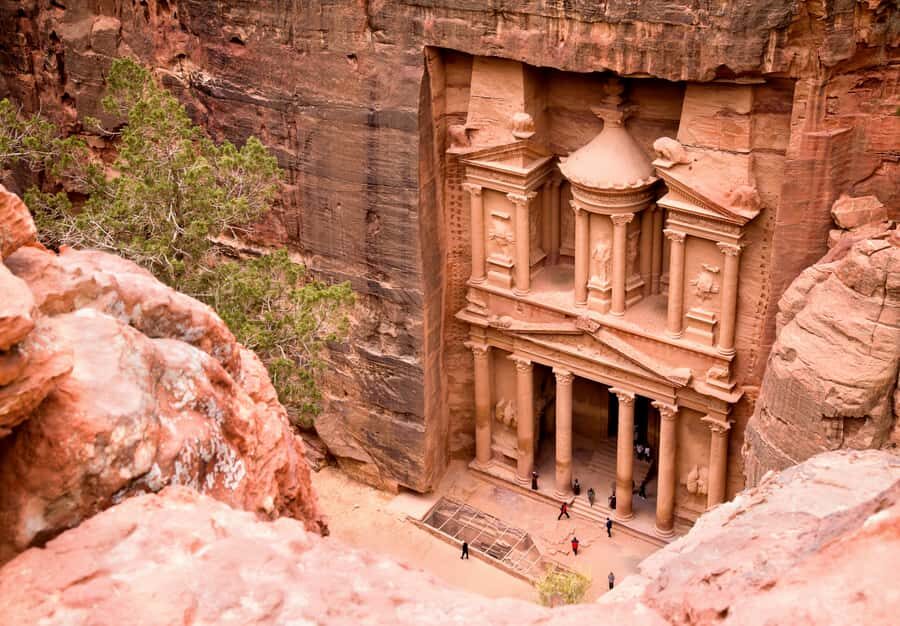 From Eilat: Petra Tour with Transfer and Lunch - Crossing the border from Eilat without losing your day