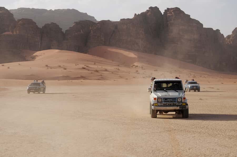 From Jerusalem: Petra, Wadi Rum & Aqaba 2-Day Glamping Tour - Aqaba stops: Mamluk Castle views and free beach time