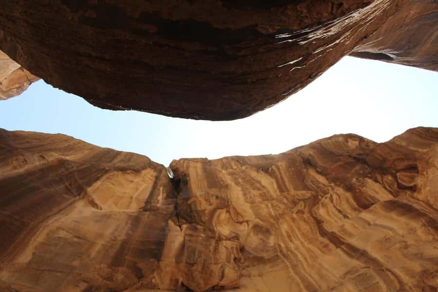 From Tel Aviv: Petra Guided Day Tour with Return Flights - The Petra Stops That Define the Day: Treasury, Royal Tombs, and More