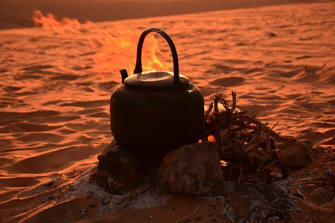 Full-Day Jeep Safari "Wadi Rum Highlights!" w/ Bedouin Lunch - What to Bring (So the Day Feels Easy)