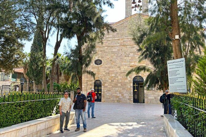 Full Day Tour in Baptism Site, Mount Nebo and Madaba - The no-local-guide setup: why your driver matters