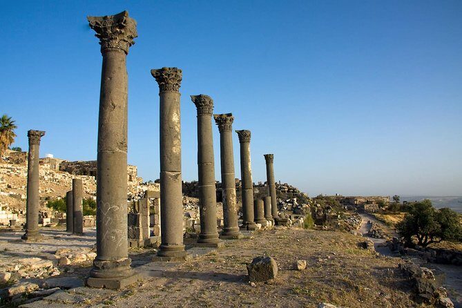 Full-Day Tour: Umm Qais, Jerash, and Ajloun from Amman - Jerash Ruins: Hadrian’s Arch and the Oval Colonnade Game Plan