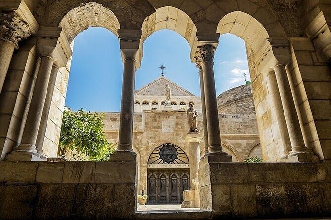Jerusalem and Bethlehem, 2-Day Private Guided Tour from Amman - How the Allenby/King Hussein Bridge crossing actually shapes your trip