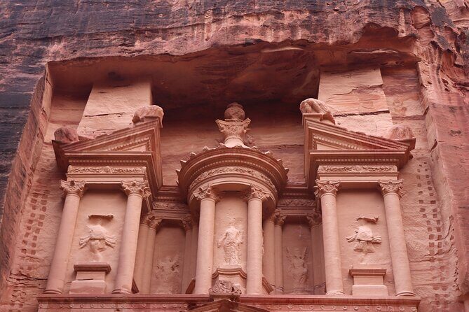 Literary tourism experience in Petra - Literary Petra, not the usual sightseeing route