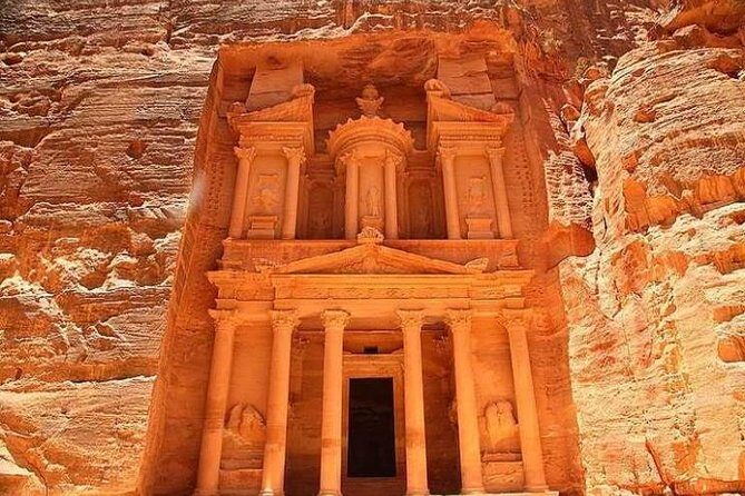 Madaba , Mt Nebo, Dead Sea, Petra & Wadi Rum in 3 days - Petra with a timed English guide: knowing where to look