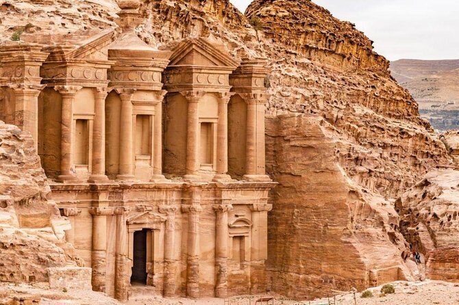 Madaba , Mt Nebo, Dead Sea, Petra & Wadi Rum in 3 days - Price and value: what $813.34 per person is really paying for