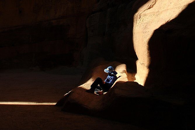 MULTI DAYS TOURS | TWO Days tour in PETRA | The Jordanian Mappers - Day 1 at Al‑Beidha: Siq Al‑Barid at your own pace