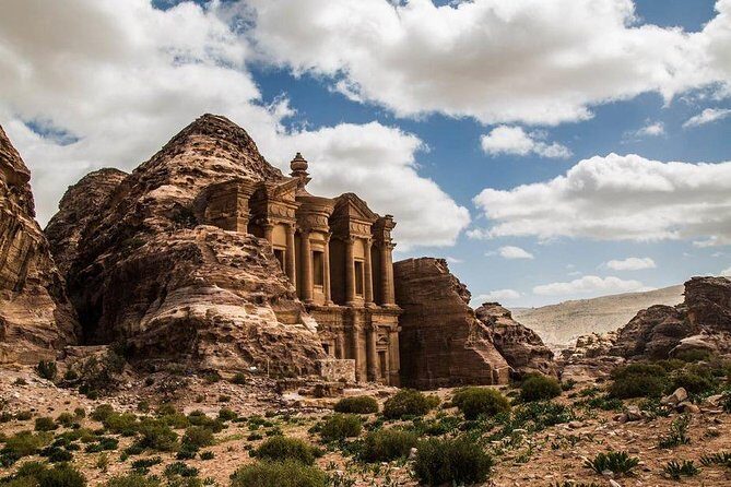 Petra and Dead Sea Day Trip from Amman - Morning Start: How the Petra Run Feels in Practice