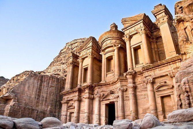 Petra and Dead Sea Day Trip from Amman - Dead Sea Region: 3 Hours to Float, Reset, and Eat