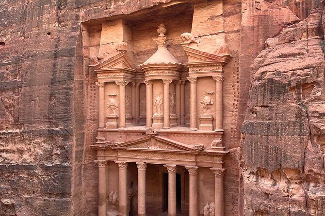 Petra And Little Petra Full Day Tour From Amman - The drive: hotel pickup, modern comfort, and WiFi on board