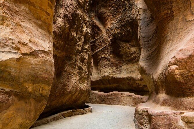 Petra Highlight Tour with Private Guide Sami Nawafleh | 2.5 Hours - Meeting at Petra Visitor Center and getting set for the walk