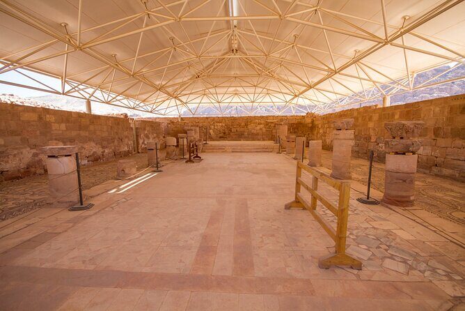 Petra Private Full-Day Tour - Royal Tombs and the Façades on the Rock Face