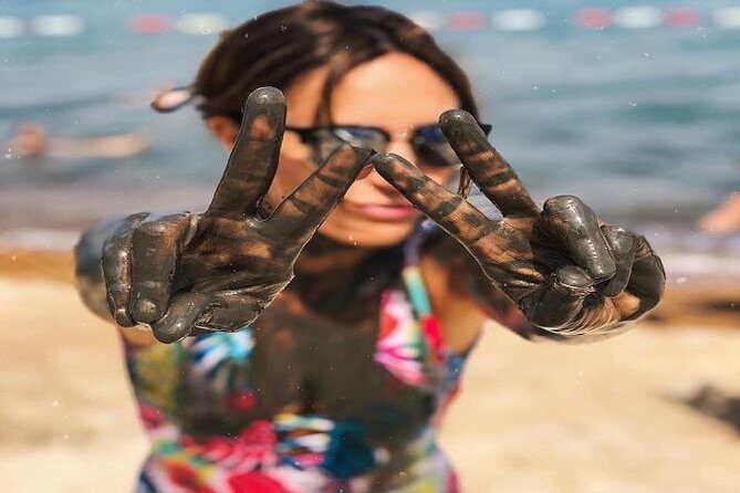Petra, Wadi Rum, Dead Sea in 2 Days from Amman - Dead Sea Day: Resort Time, Swimming, and Mud for the Win