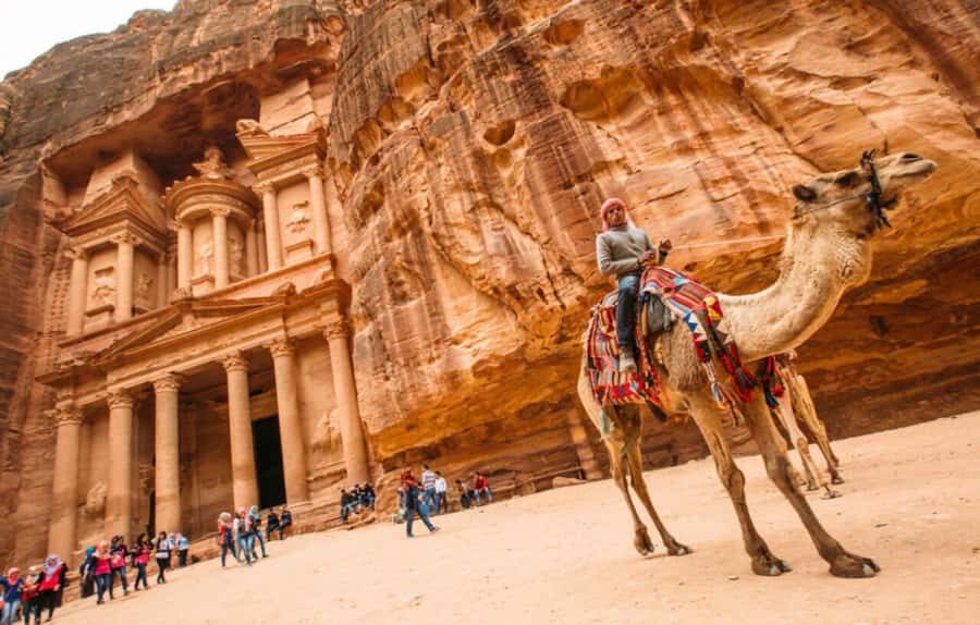 Petra & Wadi Rum: Full Day Private Tour with Hotel Pickup - A Long Day, Smart Pairing: Petra plus Wadi Rum in One Hit