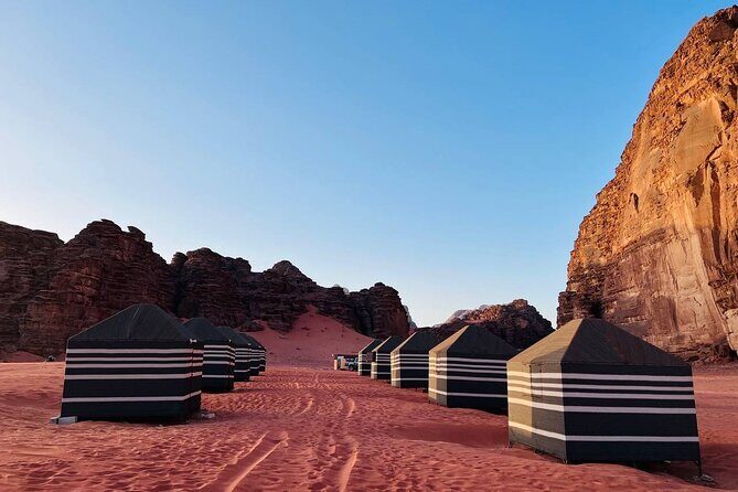 Private 2Day Jeep Tour with Overnight in Bedouin Camp in Wadi Rum - Who this private jeep-and-camp tour is best for