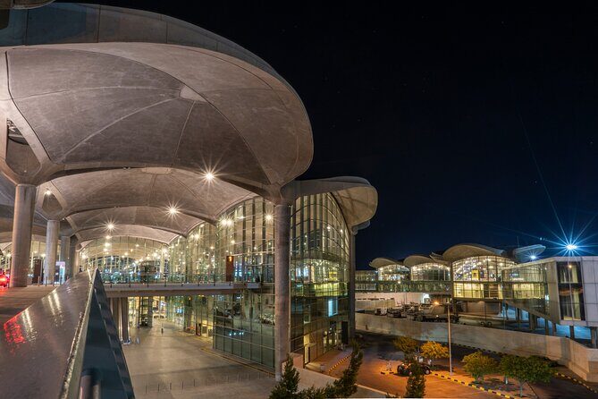Private Arrival Transfer: Amman Airport to Petra Hotels - How Long It Takes (and Why Traffic Changes Everything)