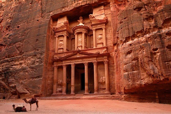 Private Day Trip to Petra and Wadi Rum with Lunch from Aqaba City - Petra: Siq to Treasury with a 3-Hour English-Speaking Guide