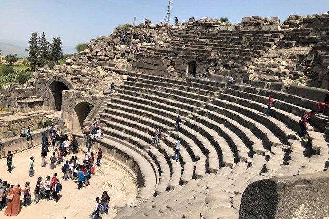 Private Guided Umm Quais and Jerash tour with lunch - Lunch at a Local Restaurant Without the Hassle