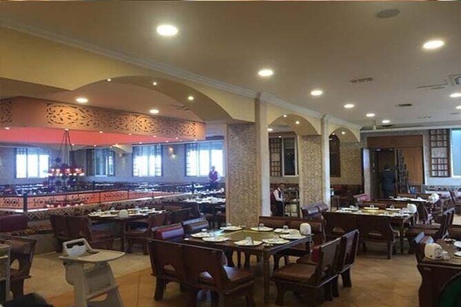 Private Lunch or Dinner at a Local Traditional Restaurant from Dead Sea - What the transfer really changes for your day