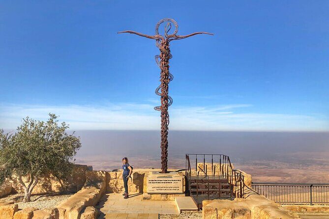 Private Tour in Madaba Mount Nebo and Dead Sea from Amman - Madaba Mosaic Map at St. George’s Church: why one floor matters