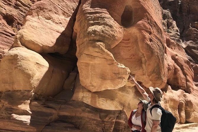 Private Tour Petra with Monastery El Deir and lunch - From the Narrow Canyon to the Treasury
