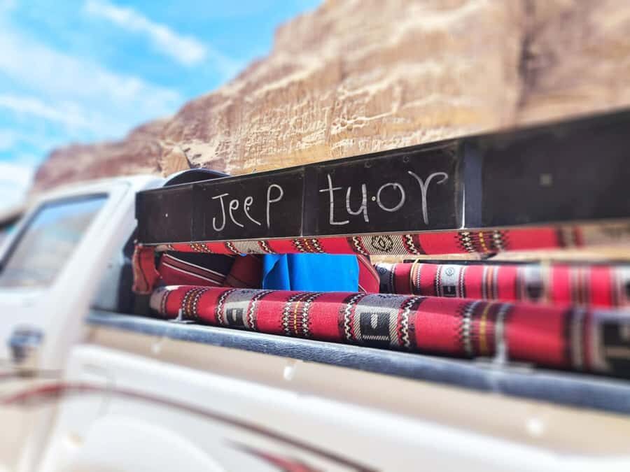 WADI RUM: ALL DAY JEEP TOUR with overnight and full meals - Key things you’ll notice on this Wadi Rum tour
